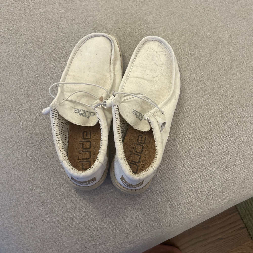 size 12 white Hey Dudes
